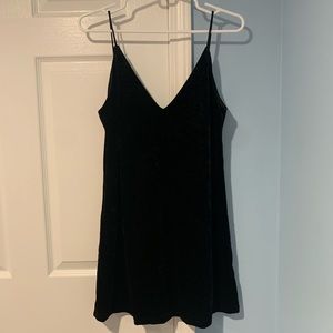 Kendall&Kylie black dress